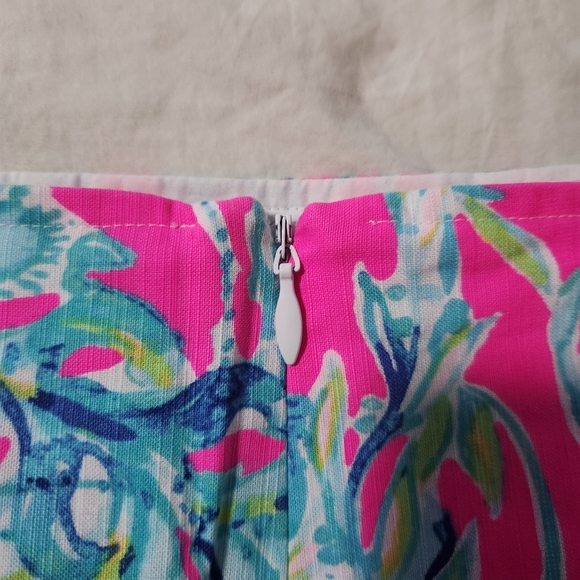 lilly pulitzer skirt Lobsters In Love Print Lined READ SIZE 4 - Picture 3 of 8